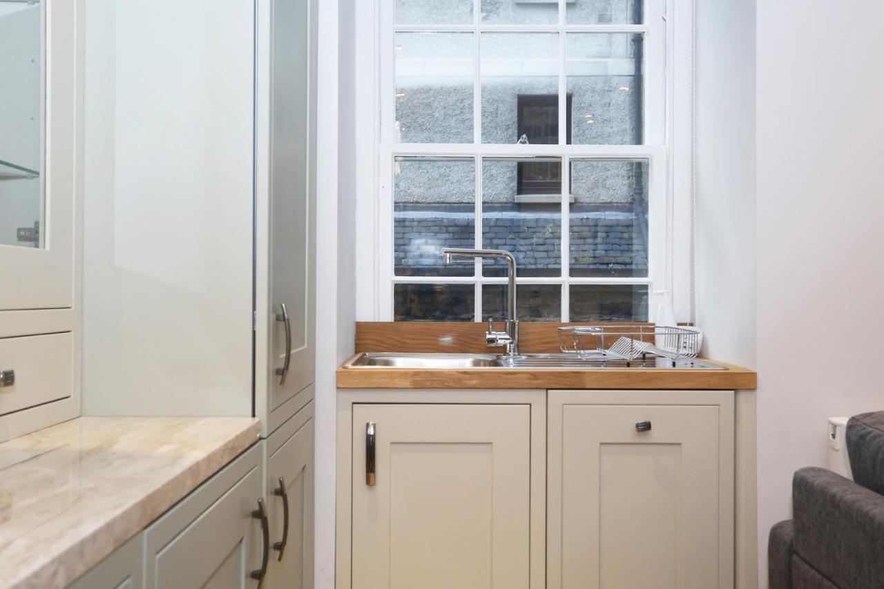 Apartament Joivy Modern And Airy Flat On The Historic Royal Mile Edynburg Zewnętrze zdjęcie