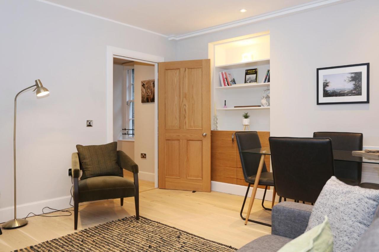 Apartament Joivy Modern And Airy Flat On The Historic Royal Mile Edynburg Zewnętrze zdjęcie