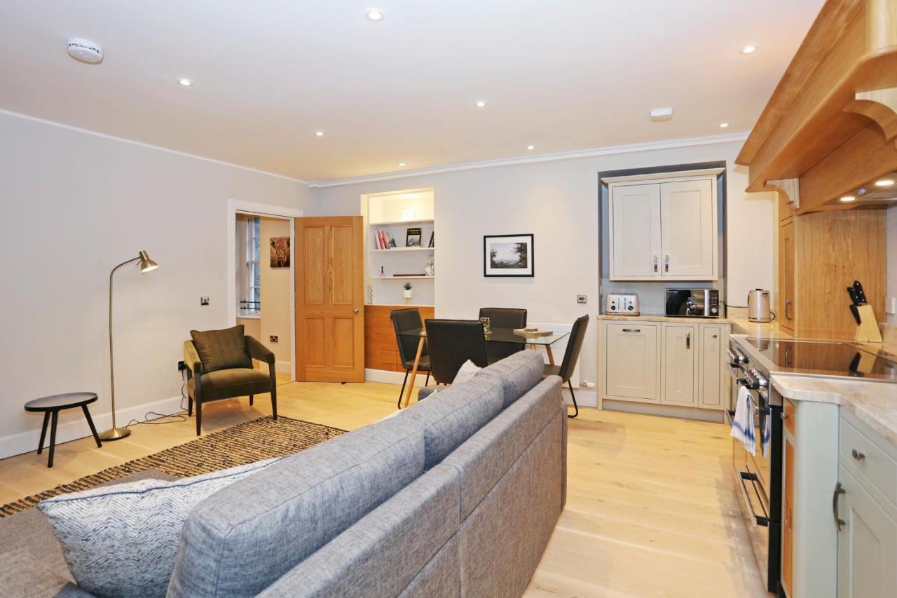 Apartament Joivy Modern And Airy Flat On The Historic Royal Mile Edynburg Zewnętrze zdjęcie