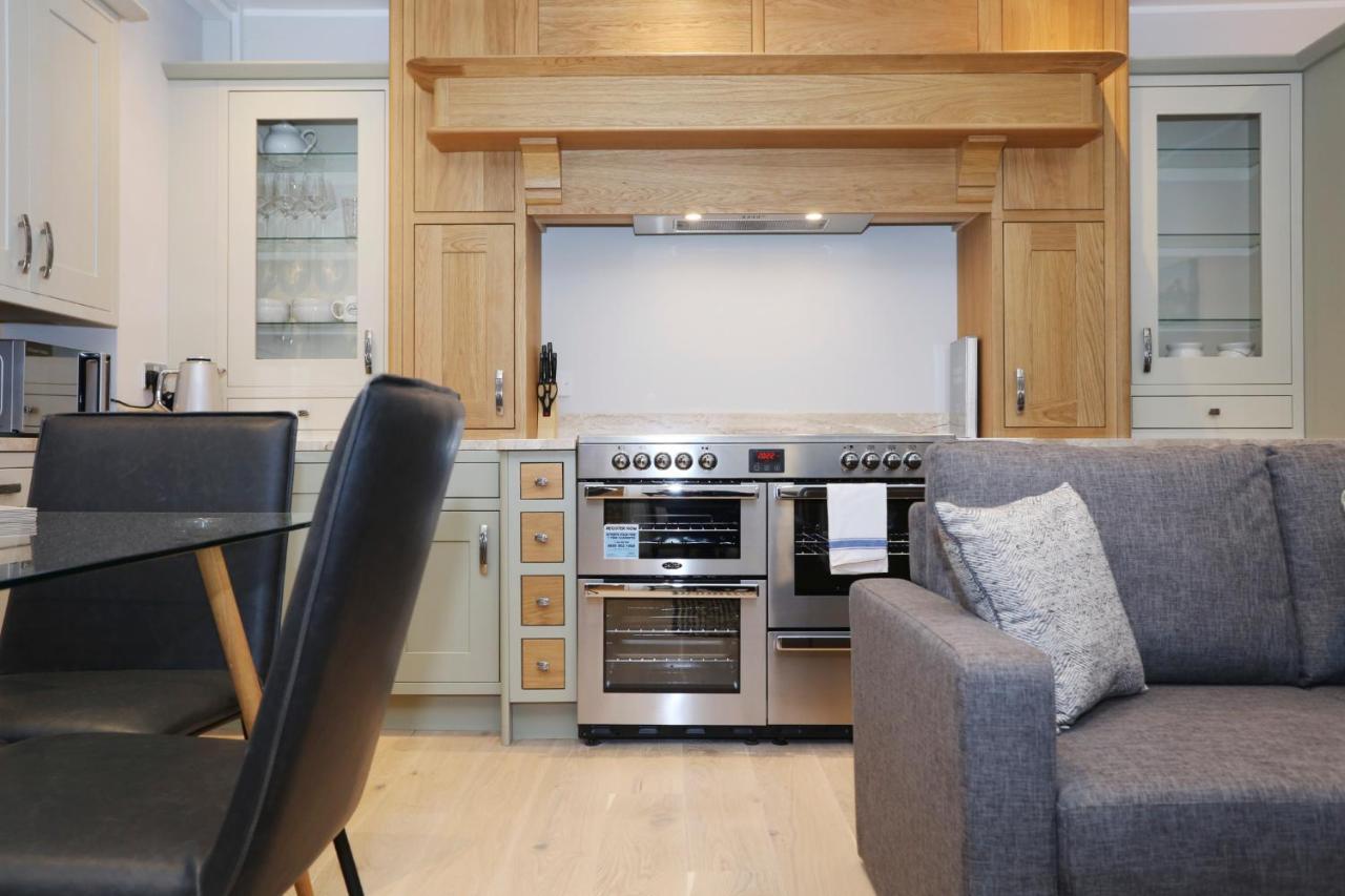 Apartament Joivy Modern And Airy Flat On The Historic Royal Mile Edynburg Zewnętrze zdjęcie