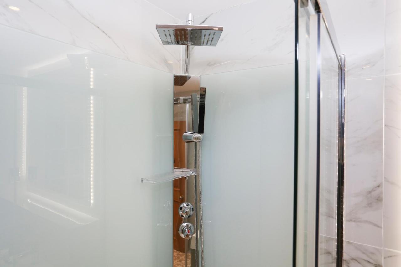 Apartament Joivy Modern And Airy Flat On The Historic Royal Mile Edynburg Zewnętrze zdjęcie